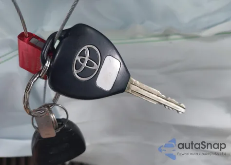 2011 Toyota Camry Le/Se/Xle z USA, uszkodzony, nr VIN 4T4BF3EK6BR182867